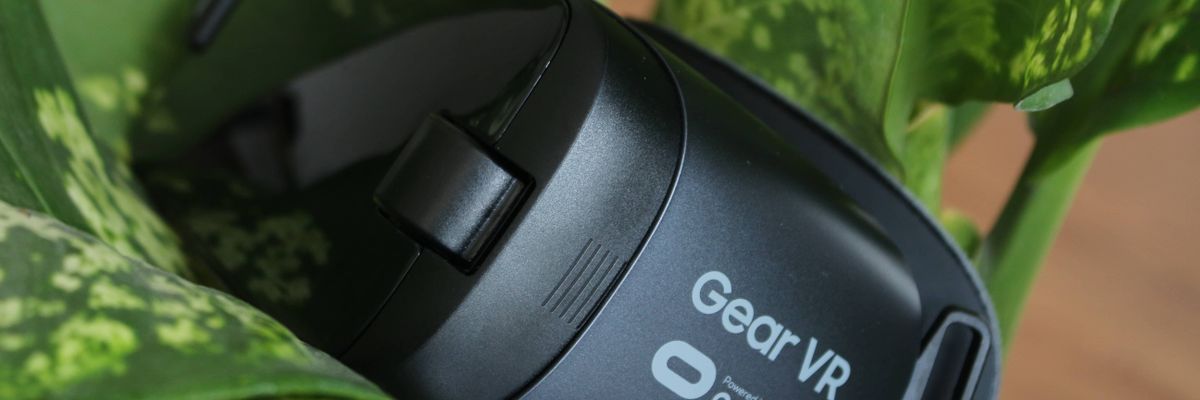Đánh giá Samsung Gear VR 2017: Nâng cấp đáng giá