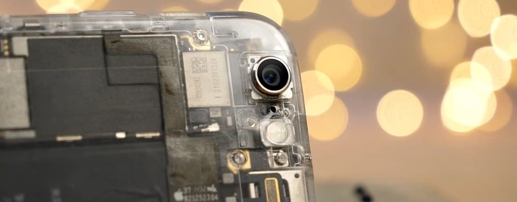 Tưởng iPhone không thể làm mặt lưng trong suốt được? Hãy nghĩ lại đi!