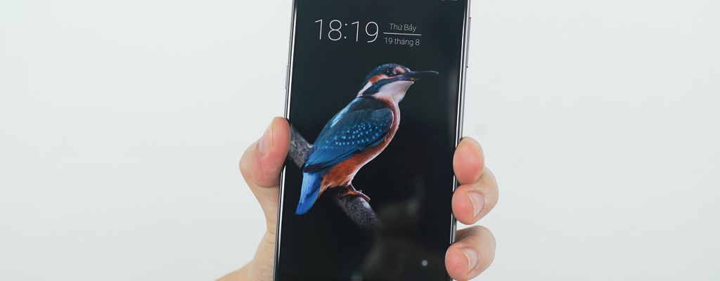 Bạn có muốn dùng thử bộ hình nền trên Bphone 2017?