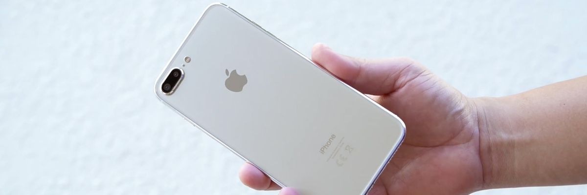 iPhone 7s sẽ sử dụng mặt lưng kính, dày hơn iPhone 7?