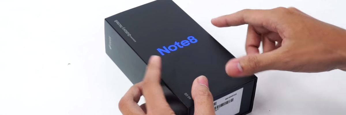 Mở hộp Galaxy Note8 chính hãng: Thiết kế sang trọng, giá 22.49 triệu đồng