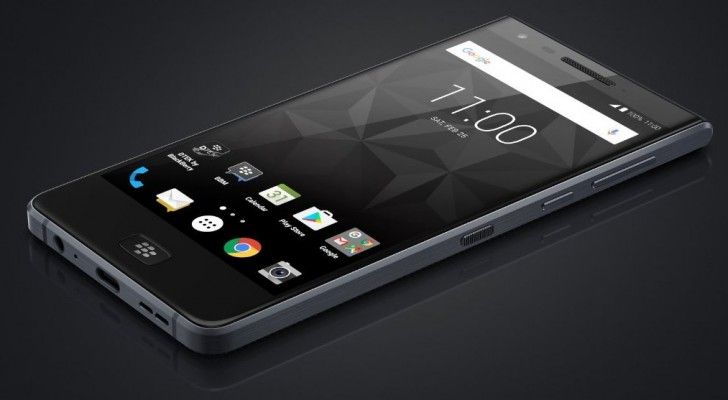BlackBerry Motion rò rỉ, không còn bàn phím QWERTY