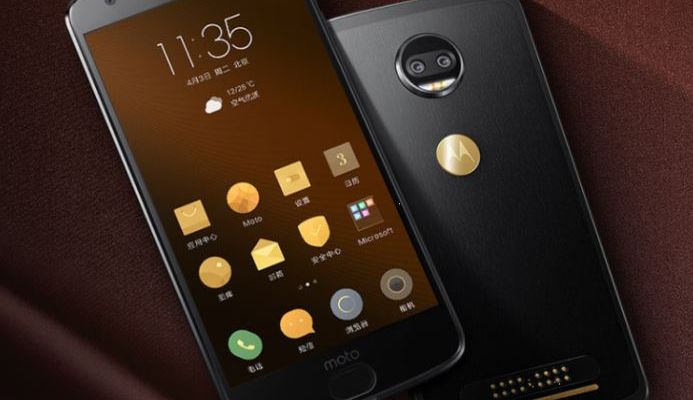 Moto Z 2018 Kingsman VIP Special Edition: SD835, RAM 6GB, camera kép, giá 35 triệu đồng tại Trung Quốc