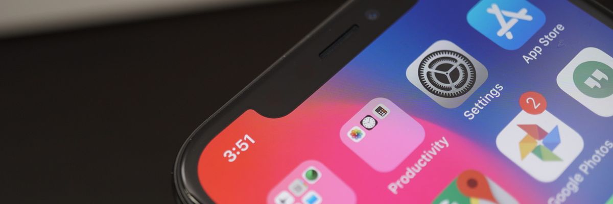 Apple: Tai thỏ trên iPhone X là một trong những công nghệ tiên tiến nhất hiện nay