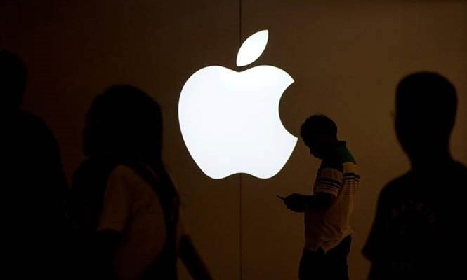 Thừa nhận cố tình làm chậm iPhone cũ, Apple bị kiện tập thể