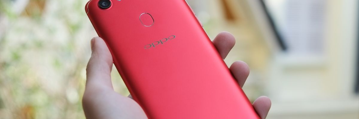 Trên tay Oppo F5 6GB RED: Sắc màu cho mùa lễ hội