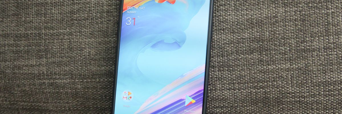 Mở hộp OnePlus 5T giá 12.5 triệu tại Việt Nam: "Flagship killer" mức giá bình dân
