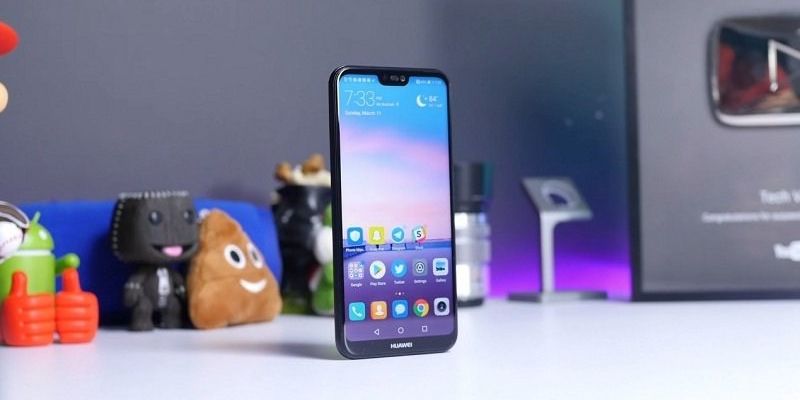 Huawei Nova 3E chính thức: Màn hình tai thỏ, chip Kirin 659, camera selfie 24MP, giá từ 7.1 triệu đồng