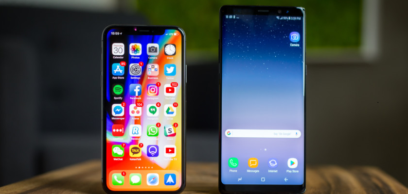 Apple đang mặc cả giá màn hình OLED với Samsung