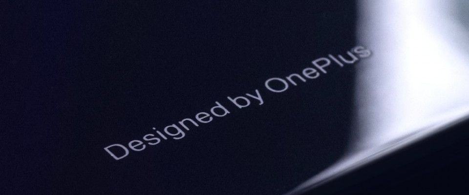 OnePlus 6 được trang bị mặt lưng bằng kính, khả năng sẽ tích hợp sạc không dây