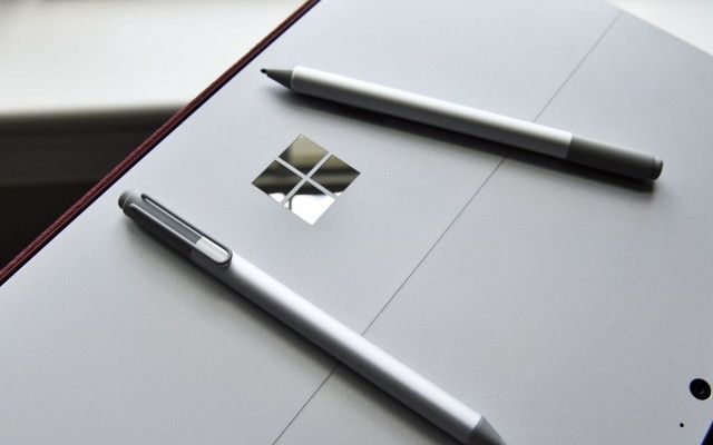 Bằng sáng chế của Microsoft tiết lộ bút Surface Pen sẽ được tích hợp đèn LED