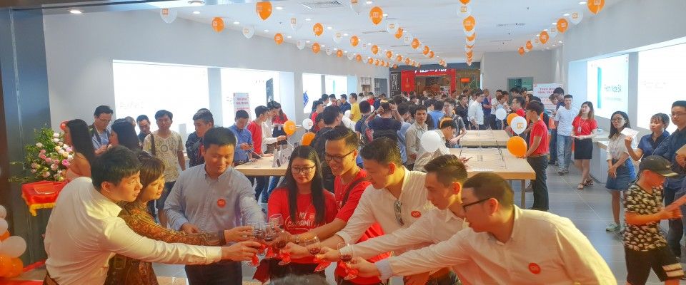 Xiaomi khai trương Mi Store ủy quyền đầu tiên rộng hơn 240m2 tại Hà Nội