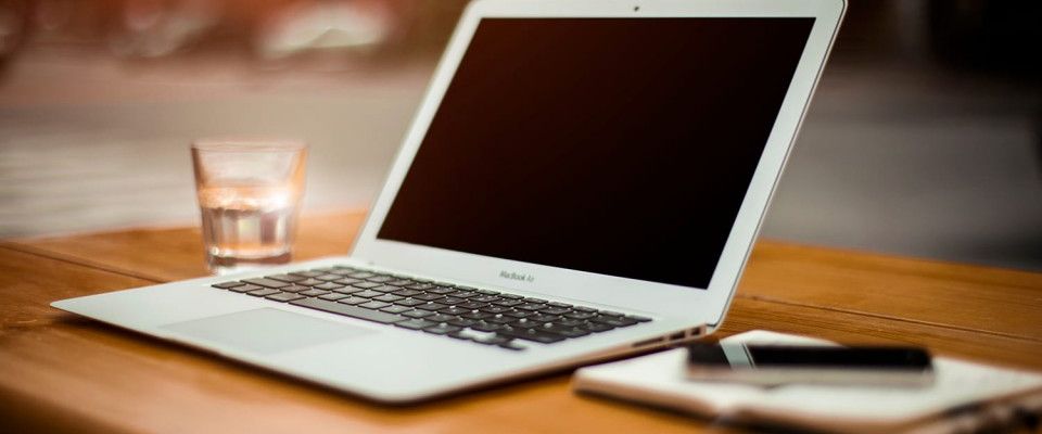 Apple sẽ hoãn ra mắt chiếc Macbook Air mới sử dụng màn Retina vào nửa sau năm 2018