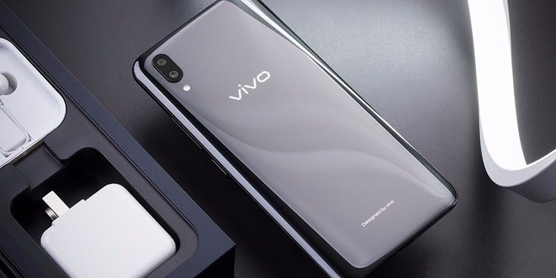 Lộ diện thông số cấu hình Vivo X21i: Màn hình tai thỏ 19:9, chip Helio P60, RAM 6GB, camera kép