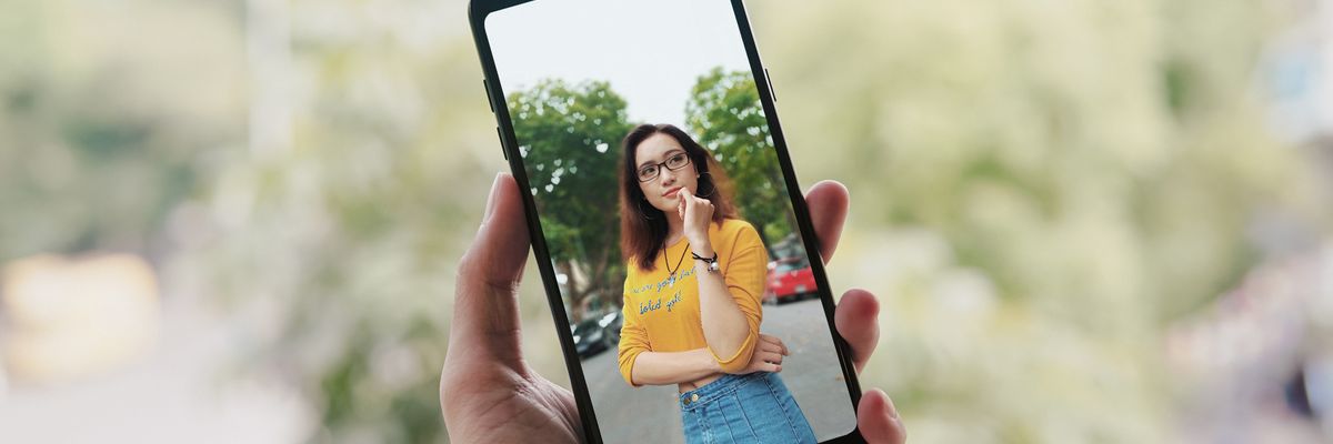 Bộ ảnh: "Bí kíp thả thính" đầy nghệ thuật của cô gái Hà Nội