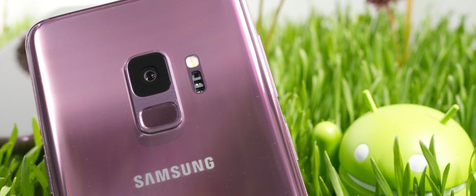 Samsung có thể sẽ có smartphone với màn hình...tràn ra cả mặt sau