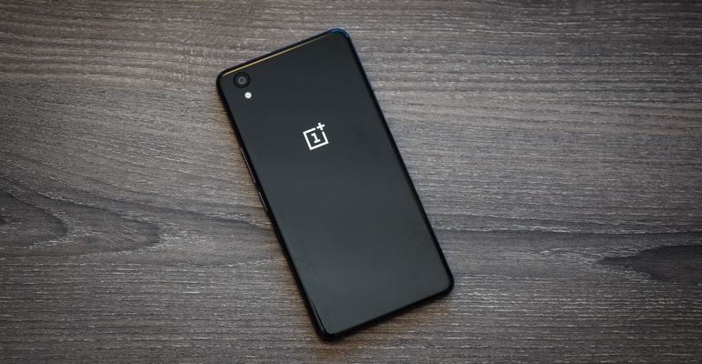CEO Pete Lau: OnePlus X là một thất bại và sẽ không có bất kỳ chiếc OnePlus tầm trung nào nữa