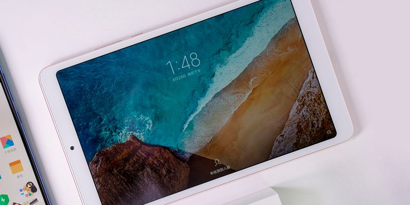 Xiaomi Mi Pad 4 Plus ra mắt: Màn hình 10.1 inch, pin 8260mAh, Snapdragon 660, giá chỉ 6.4 triệu đồng
