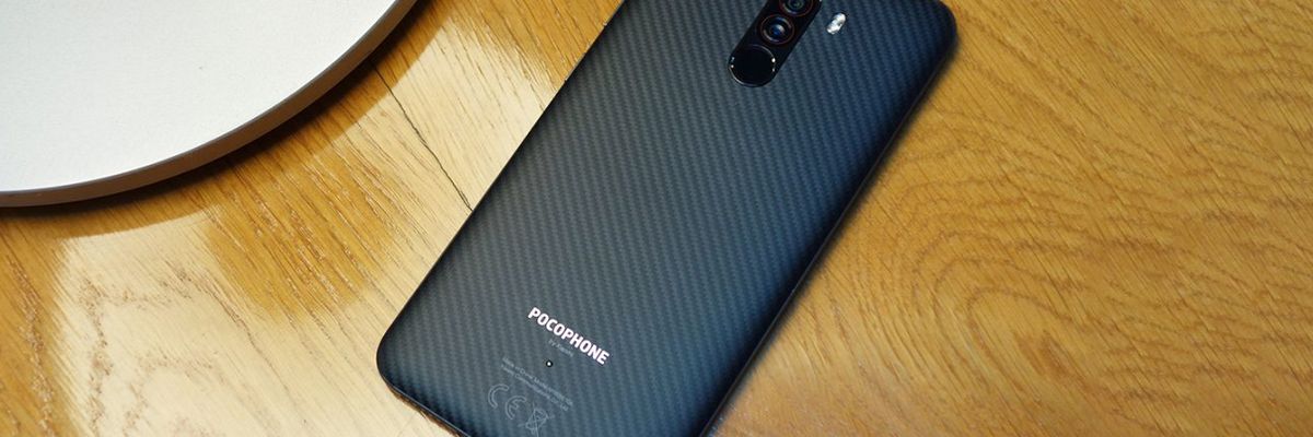 100.000 chiếc Pocophone F1 được bán hết trong 5 phút