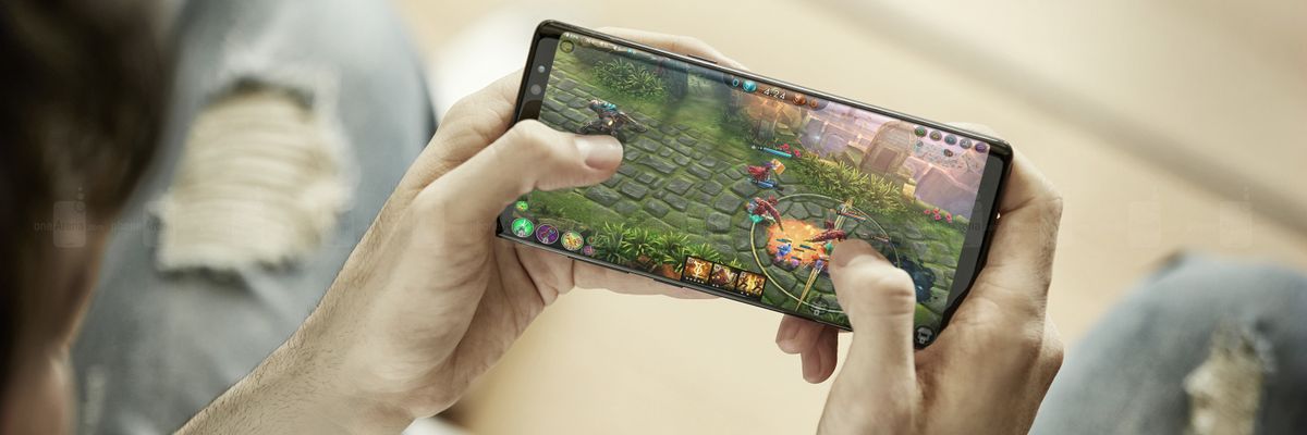Galaxy Note9 sẽ được tản nhiệt bằng sợi carbon, giúp ích nhiều trong quá trình chơi game?