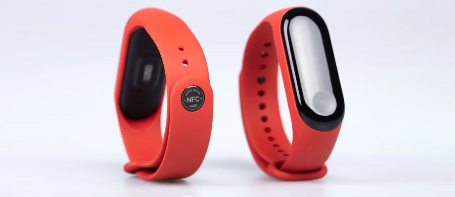 Ngắm nhìn Mi Band 3 Commemorative Edition: Phiên bản kỉ niệm, chỉ tặng không bán, hỗ trợ kết nối NFC