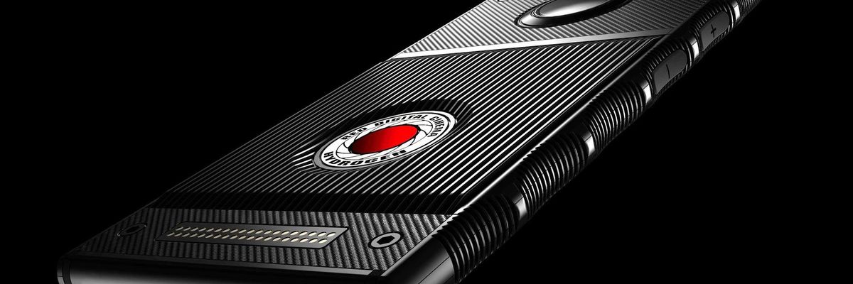 RED Hydrogen One lộ cấu hình chi tiết: Snapdragon 835, màn hình H4V hiển thị 3 chiều, âm thanh vòm 3D, pin 4500mAh