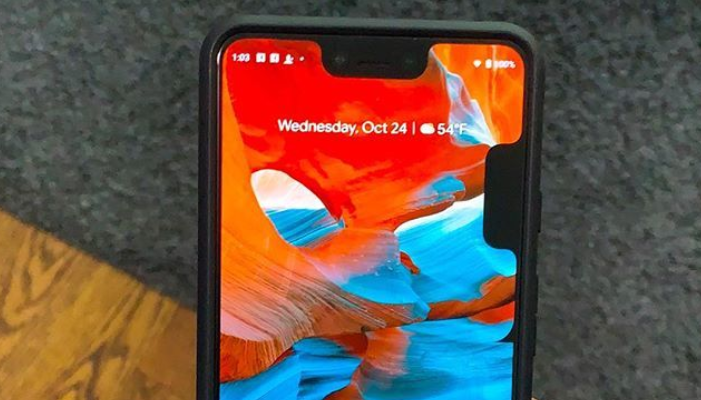 Pixel 3 XL gặp lỗi "mọc" thêm tai thỏ ở cạnh phải