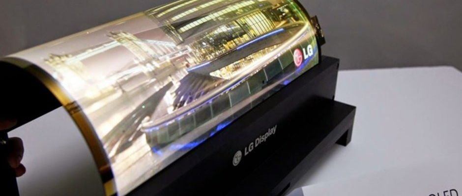 Lenovo đang phát triển một mẫu máy tính bảng 13-inch có thể gập lại, sử dụng tấm nền do LG sản xuất