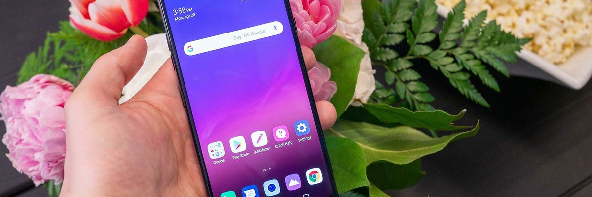LG Q9 lộ ảnh render: Tai thỏ, chip Snapdragon 821, chống nước IP68