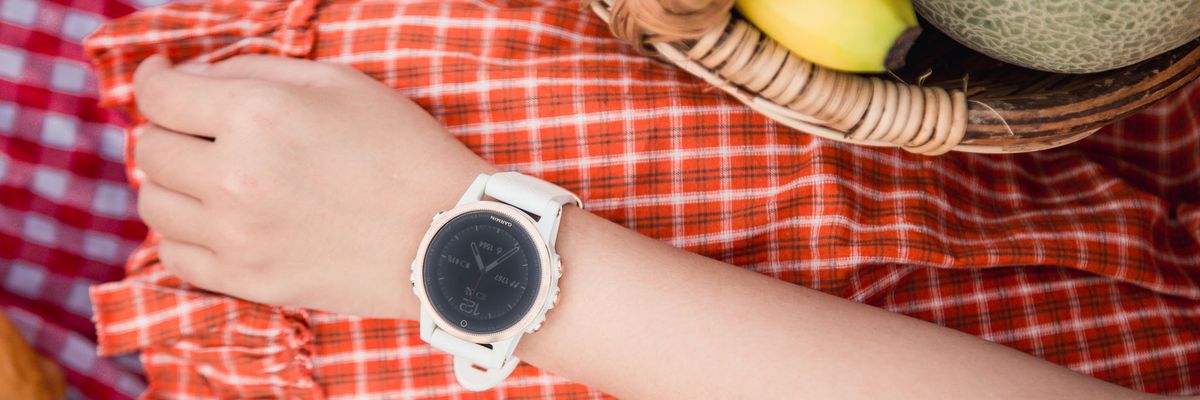 Đánh giá Garmin Fenix 5S Sapphire: Smartwatch "sang chảnh" dành cho dân thể thao