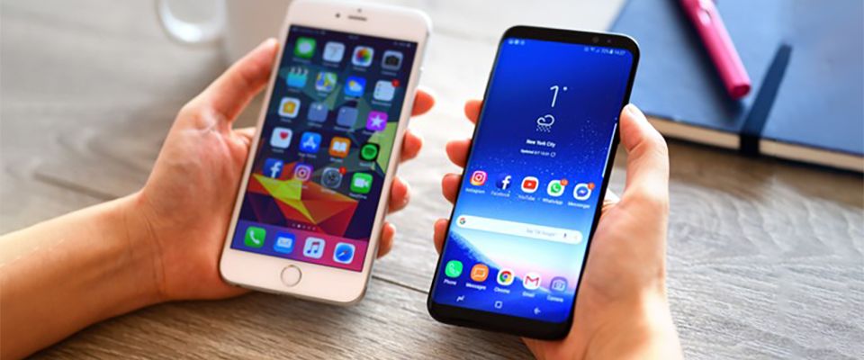 Apple và Samsung đang dẫn đầu thị trường smartphone cao cấp