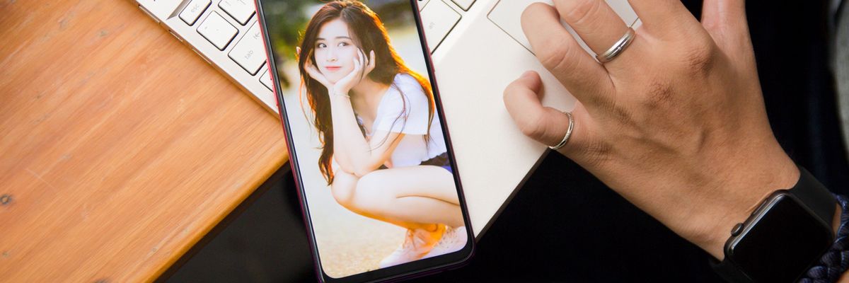 Top 4 smartphone dành tặng bạn gái nhân dịp Valentine này