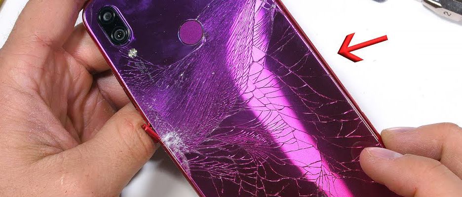 Thử tra tấn Redmi Note 7 bằng dao, hơ lửa và bẻ cong với cái kết bất ngờ