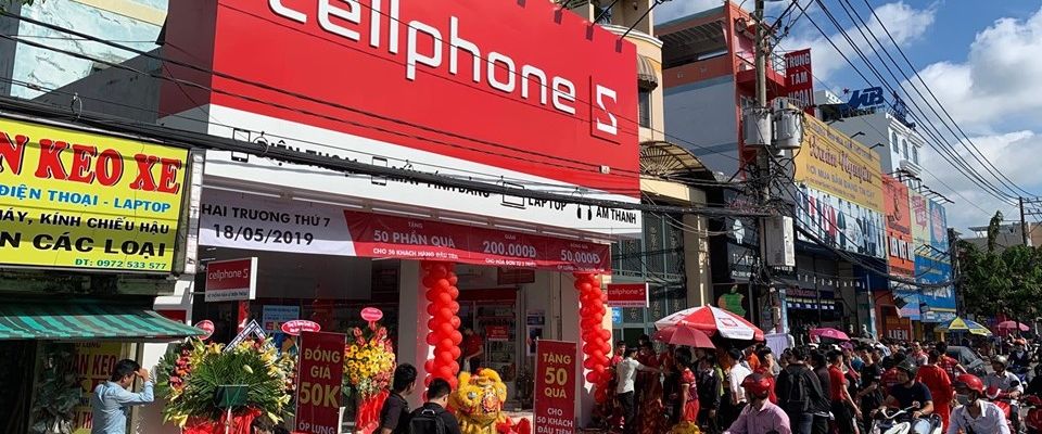 CellphoneS tiếp tục mở rộng kinh doanh, rộn ràng khai trương cửa hàng mới tại 310 Huỳnh Tấn Phát