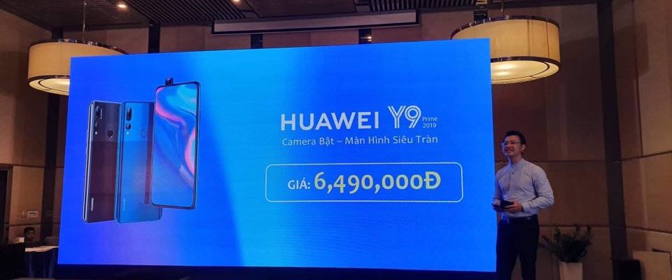 Huawei ra mắt Y9 Prime 2019 tại VN: Kirin 710F, camera selfie thò thụt, 3 camera sau, giá 6.49 triệu đồng