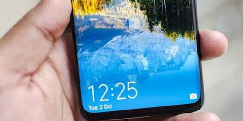 Huawei thể hiện sự "biết lắng nghe người dùng" sau khi loại bỏ quảng cáo trên màn hình khóa điện thoại