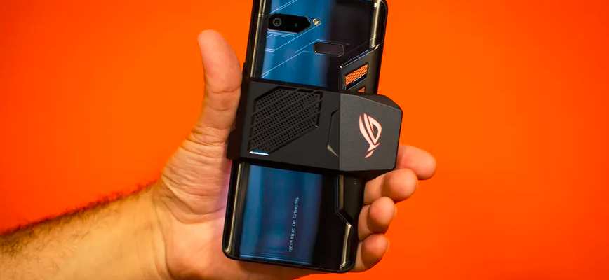 ASUS ROG Phone 2 được xác nhận có màn hình 120Hz, dùng chip Snapdragon 855, ra mắt vào tháng 7