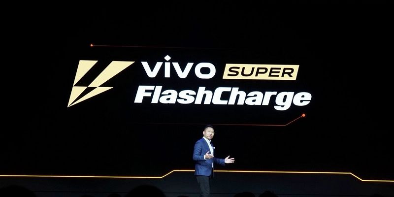 Choáng: Vivo nhá hàng sạc nhanh FlashCharge 120W, sạc đầy pin 4,000 mAh chỉ trong 13 phút