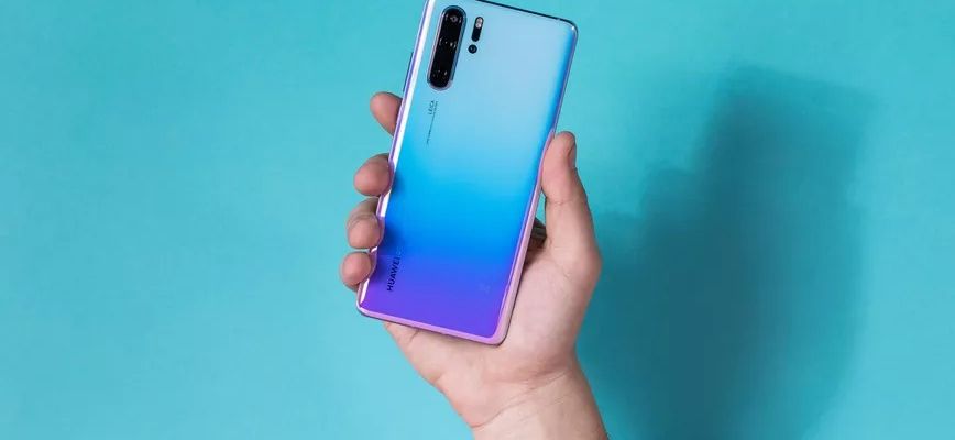 Doanh số Huawei P30 phá vỡ kỷ lục của dòng Mate 20 và P20