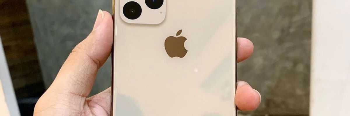 iPhone XI lần đầu lộ ảnh thực tế với bản màu Gold, cùng hệ thống 3 camera sau “xấu xí”...?