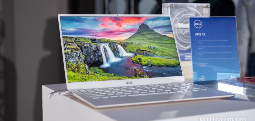Đây là chiếc laptop duy nhất trang bị CPU Intel thế hệ 10 mà bạn có thể mua ở thời điểm hiện tại