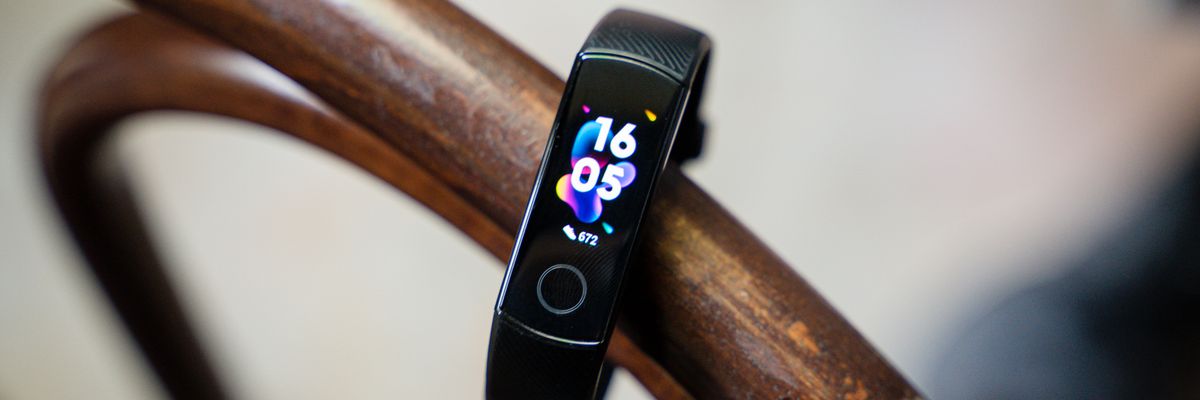 Trên tay Honor Band 5: Smartband "đáng gờm" cạnh tranh với Mi Band 4