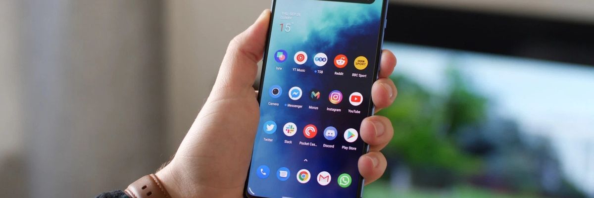 OnePlus 7T có màn hình đẹp ngang ngửa Galaxy Note 10+