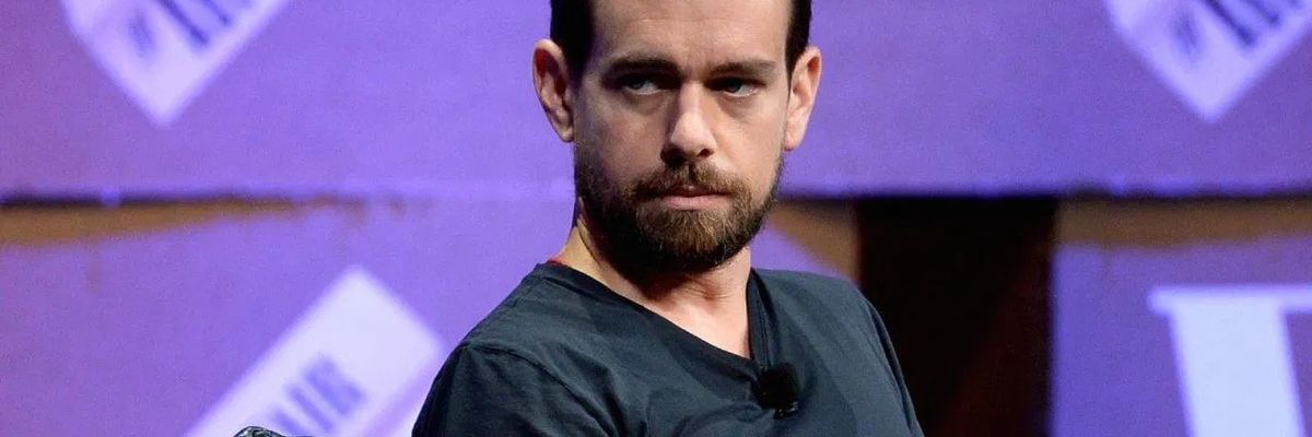 Tài khoản Twitter của CEO Twitter Jack Dorsey bị hack, đăng tải nhiều nội dung phân biệt chủng tộc