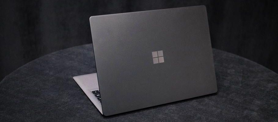 Surface Laptop 2 và Surface Pro 4 gặp lỗi tụt pin nghiêm trọng sau khi cập nhật Windows 10
