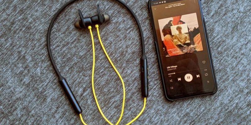 Tai nghe không dây Realme Buds ra mắt: Âm bass mạnh mẽ, pin 12 giờ, sạc nhanh, giá chỉ 580 ngàn