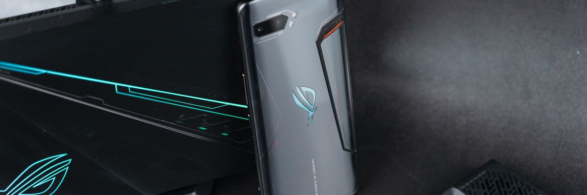 ASUS ROG Phone II ra mắt tại Việt Nam: Chip mạnh nhất thế giới, màn hình 120Hz, pin 6000 mAh, giá chỉ từ 21.9 triệu