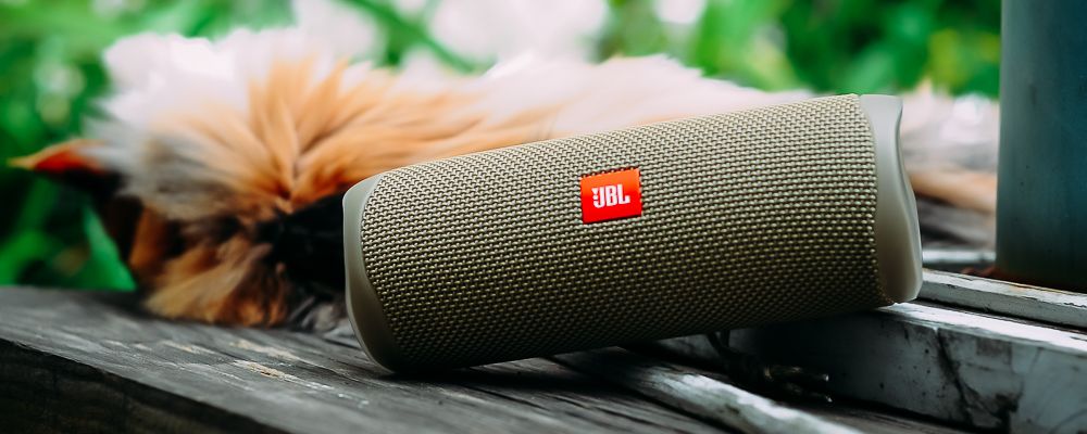 Trên tay JBL Flip 5: Âm lớn, pin lớn, thay đổi nhỏ đem lại trải nghiệm tuyệt vời