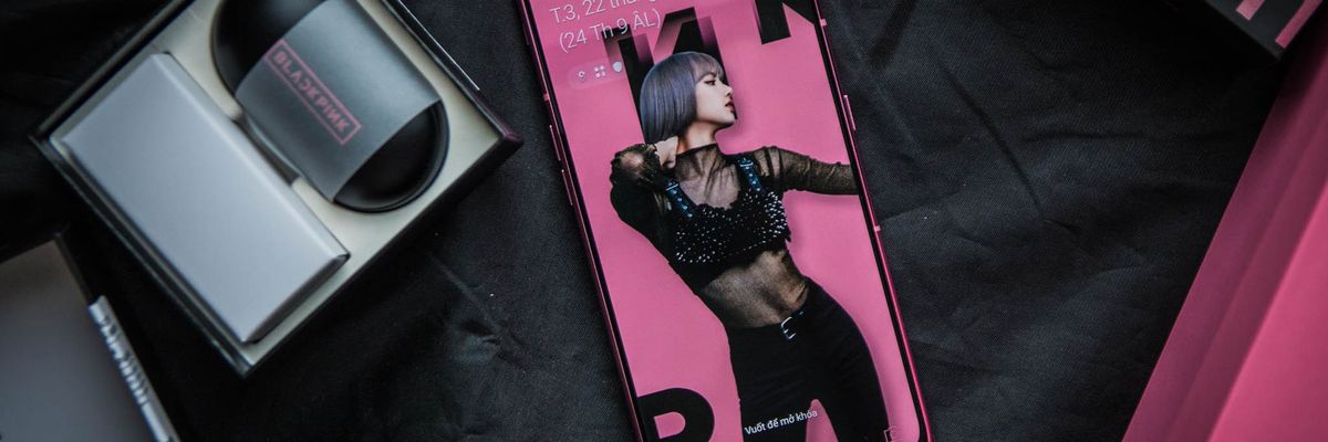 Mở hộp combo công nghệ Galaxy A80 - Watch - Buds phiên bản BLACKPINK