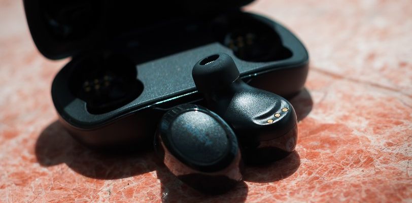 Đánh giá Aukey EP-T16S: "Nhỏ mà có võ", phân khúc giá rẻ nhưng thậm chí có thể so sánh với AirPods